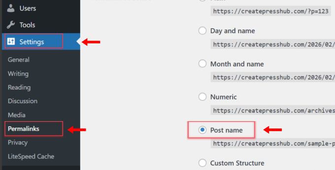 Settings page in WordPress showing permalink options for customizing URL structures.